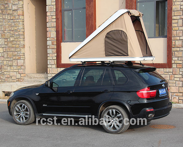 Triangle Fiberglass hard shell roof top tent